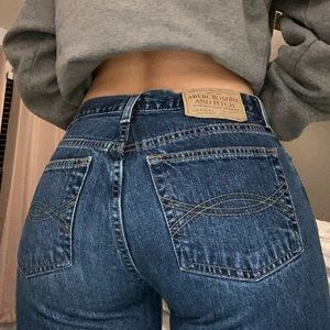 Abercrombie Women’s low rise Jeans